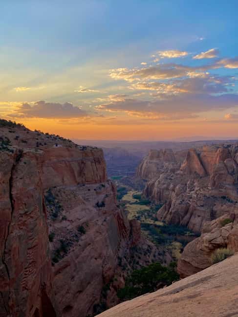 Tonalea: Guided Eggshell Arch Hike w/ Day or Sunset Options - How the Tour Starts and What to Expect at the Meeting Point