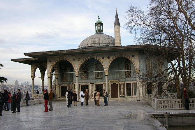 Topkapi Palace Skip-The-Line Entry with Guided Tour - Skip the Long Lines with Guaranteed Entry