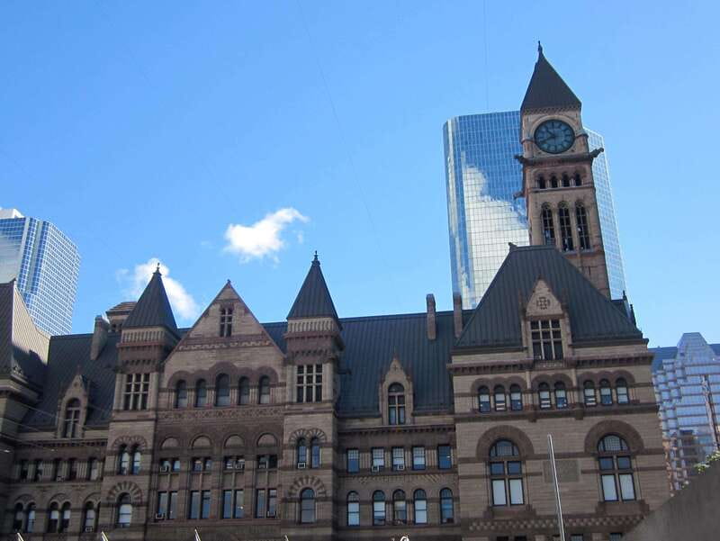 Toronto: Highlights Drive and Walking Tour - Starting in Downtown Toronto with a Comfortable Minibus