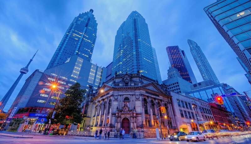 Toronto: Hockey Hall of Fame Entry Ticket - The Central Location of the Hockey Hall of Fame in Downtown Toronto