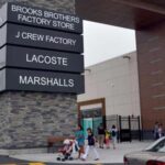 Toronto: Private Niagara Tour & Shopping at Niagara Outlet - Pickup and Transportation in Toronto