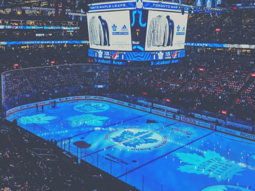 Toronto: Toronto Maple Leafs Game Ticket at Scotiabank Arena - The Historic Legacy of the Toronto Maple Leafs