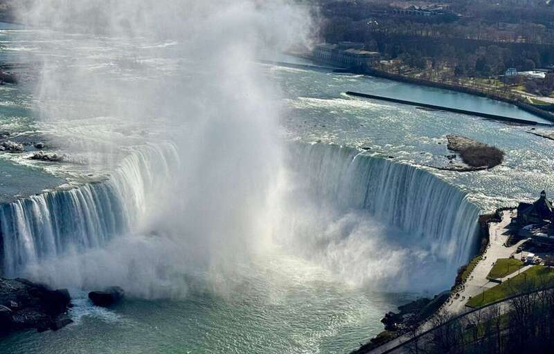 Toronto: Winter Niagara Falls Tour with Attractions Package - Convenient Pickup from Downtown Toronto and Mississauga