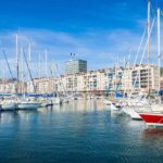 Toulon: Express Walk with a Local in 60 minutes - Meeting at Fontaine de la Fédération in Toulon