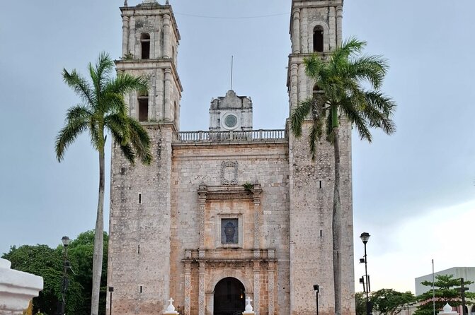 Tour Chichen Itza, Cenote and Valladolid All Inclusive - Exploring Chichen Itza: The Iconic Maya Ruins