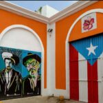 Tour de Viejo San Juan en Español - Starting at Plaza Colón: The Heart of Old San Juan