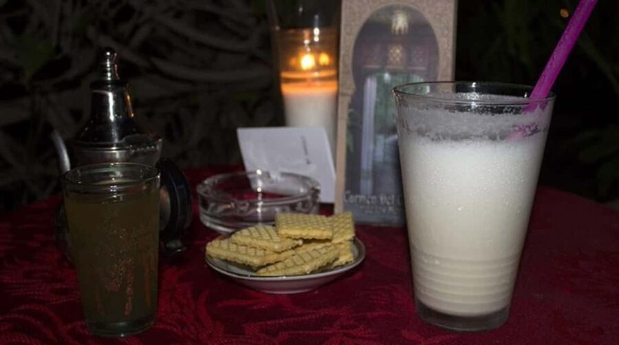 Tour from Alicante to Casa Morisca in Crevillente with Tea and Pastries in a Van - Starting Point: Convenient Pick-up in Alicante Neighborhoods