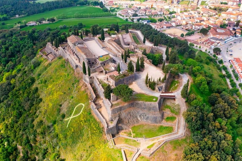 Tour Girona, Castell d'Hostalric & Roca Village - Exploring Gironas Cathedral and Its Role in "Game of Thrones"