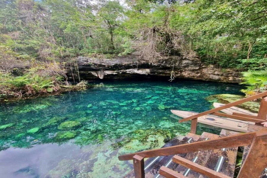 Tour in Italian of Tulum + 5 Cenotes - Tulum Archaeological Site with Sea Views
