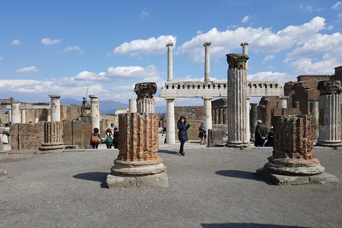 Tour of Pompeii & Amalfi Coast with Skip the Line & Pick Up from Naples Port - Skip the Lines at Pompeii for Faster Access
