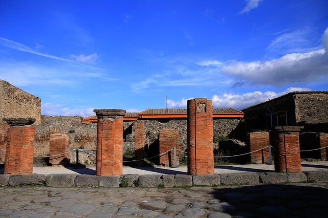 Tour of Pompeii with Skip the Line Tickets & Exclusive Guide - Exploring Pompeii’s Archaeological Park