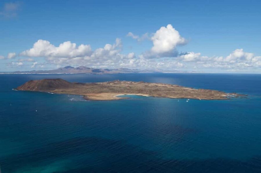 Tour of the island of Lobos from the south of Fuerteventura - Starting Point and Transport Logistics