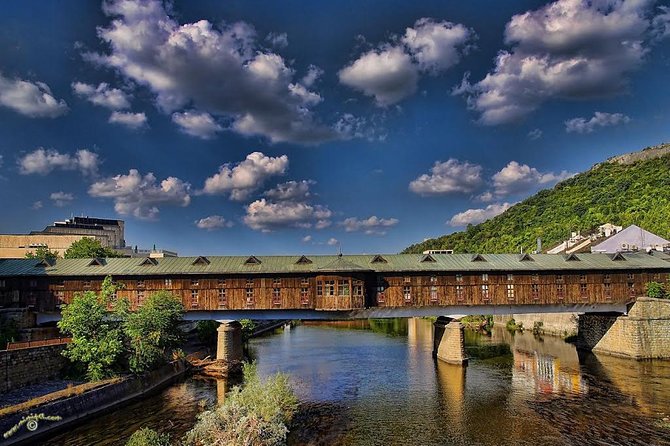 Tour to Lovech, Devetaki cave & Krushuna waterfalls - Exploring Lovech’s Historic Old Town and the Covered Bridge