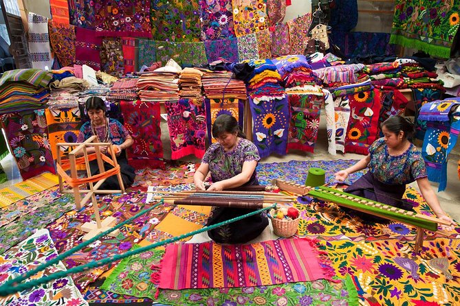 Tour to San Juan Chamula and Zinacantan (Indigenous Peoples) - Zinacantan and Its Regional Loom Craftsmanship