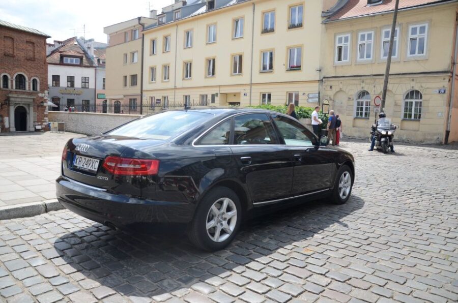 Tour to Wadowice: Hometown of Pope Saint John Paul II - Visiting the Family House of John Paul II in Wadowice