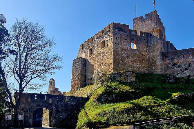 Tour Tomar (Templars) and Fátima - From the Old Town to the Castle District of Tomar