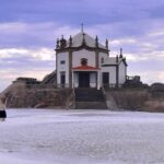 Tour / transfer Lisbon - Porto or Porto Lisbon with tour - Exploring Aveiro: Portugal’s Venice of the North