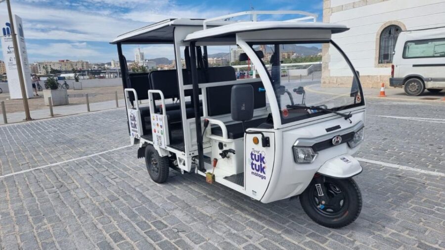 Tour Tuk Tuk Málaga - Starting Point and Booking Flexibility
