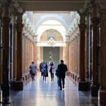Track game in the Covered Passages of Paris - Discovering the Oldest Passage: Passage Jouffroy