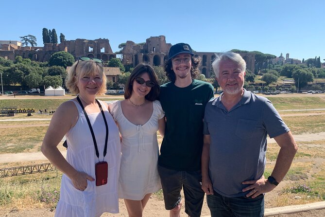 Transfer Civitavecchia to Rome with official driver guide tour - Exploring Iconic Landmarks in a Short Time