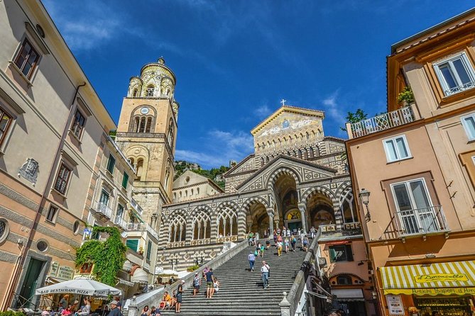 Transfer from Amalfi to Naples (1-8 PAX) - The Benefits of a Private Transfer Over Public Options