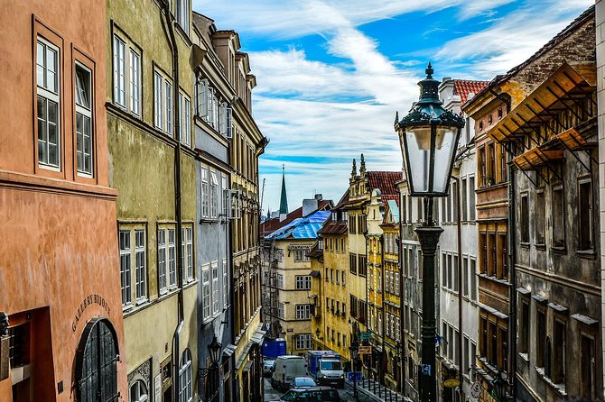 Transfer from Karlovy Vary to Prague: Private daytrip with 2h for sightseeing - The Convenience of Door-to-Door Pickup and Drop-Off