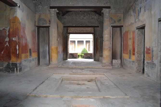 Transfer from Naples to Positano with 2 hours Private Tour in Pompeii - Highlighted Stops at Pompeii’s Main Archaeological Sites