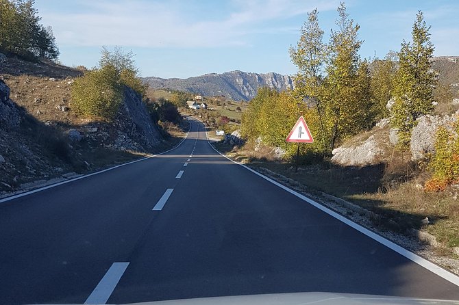 Transfer from Podgorica to Sarajevo - Travel in Comfort with an Air-Conditioned Vehicle