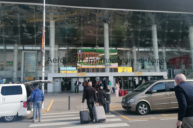 Transfer from Sorrento to Naples or vice versa - Punctuality and Handling Flight Delays