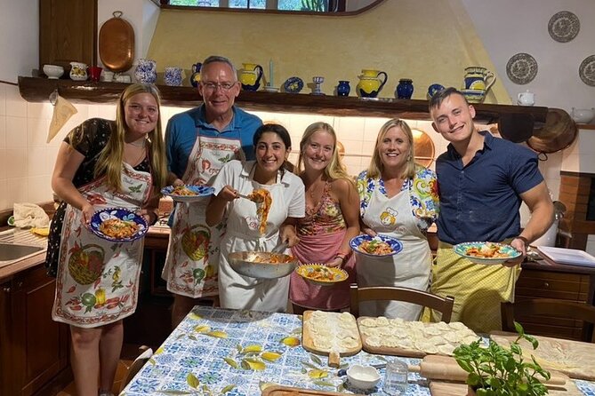 Transfer from/to Naples - Luxury Transport in a Mercedes V-class for Up to 7 Passengers