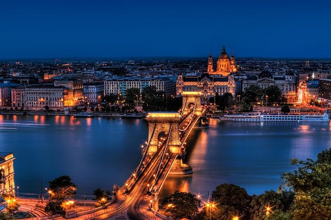 Transfer from Zagreb to Budapest - The Comfort of a Private, Air-Conditioned Minivan