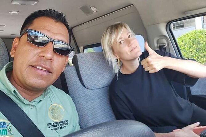 Transfer in private service from the City of Oaxaca to Bahías de Huatulco - Reliable and Knowledgeable Driver Guides the Journey