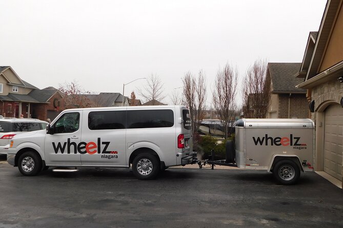 Transfer Niagara Falls, Canada to Toronto Pearson International Airport YYZ - Transparent Pricing and Included Expenses