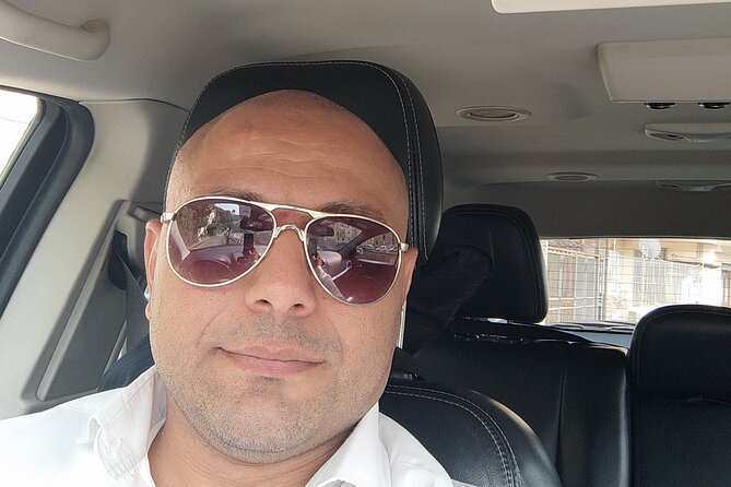 Transfers Airport, port, train, hotel in Naples - The Route and Stops: From the Airport to Your Hotel