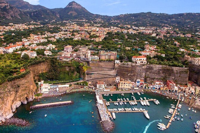 Transfers from Naples to Sorrento Positano Amalfi Ravello Maiori - Expert Drivers with Local Knowledge and Friendly Service