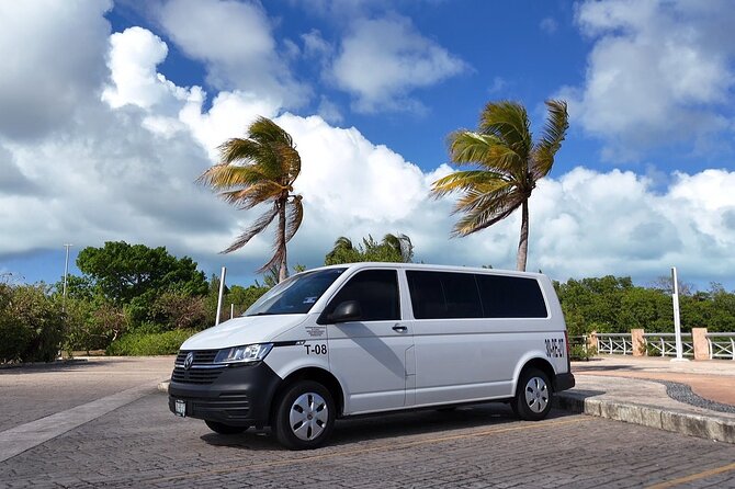 Transportation to Akumal and South Riviera Maya Hotels - Premium Vehicles with Modern Comfort Features