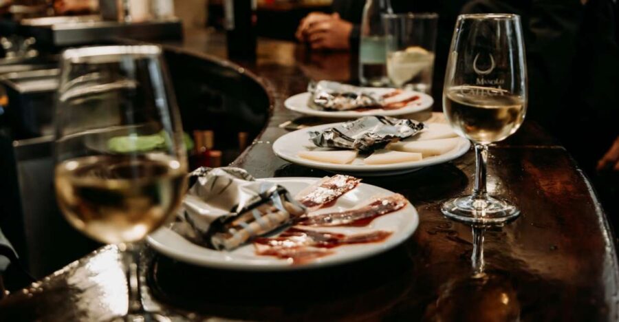 Triana: Authentic Flamenco & Tapas Tour - Meeting Point at Setas de Sevilla in the Heart of Triana