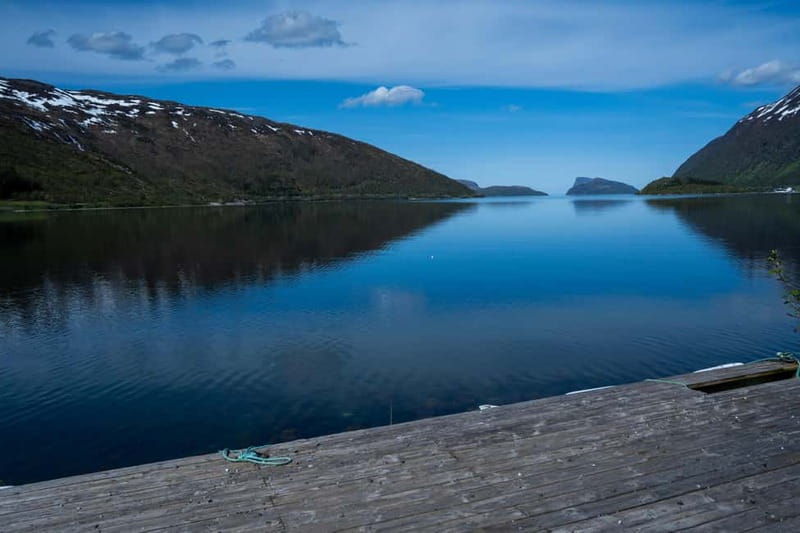 Tromsø: Artic Fjord tour - Scenic Fjords and Arctic Beaches in Norways Barents Sea