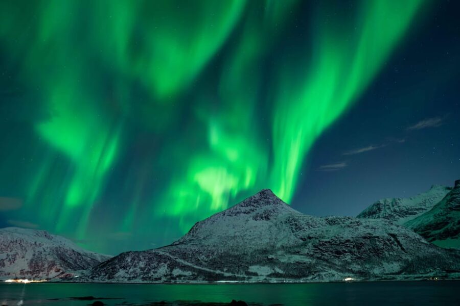 Tromsø: Aurora Tour with Campfire and Professional Photos - The Itinerary and Unique Stops of the Aurora Hunt