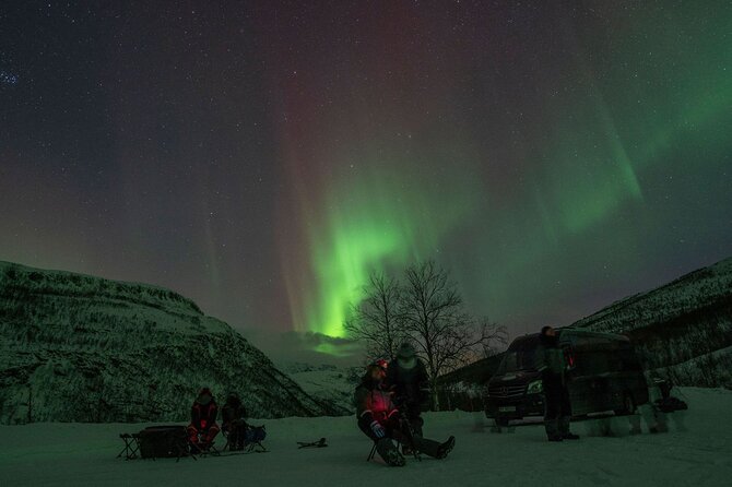 Tromsø: Express Aurora Hunt with Wandering Owl - How Guides Hunt for the Aurora in Tromsø