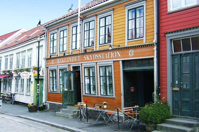 Trondheim Private Transfer from Trondheim (TRD) Airport to City centre - Premium Vehicles and Hassle-Free Drop-Off in Trondheim