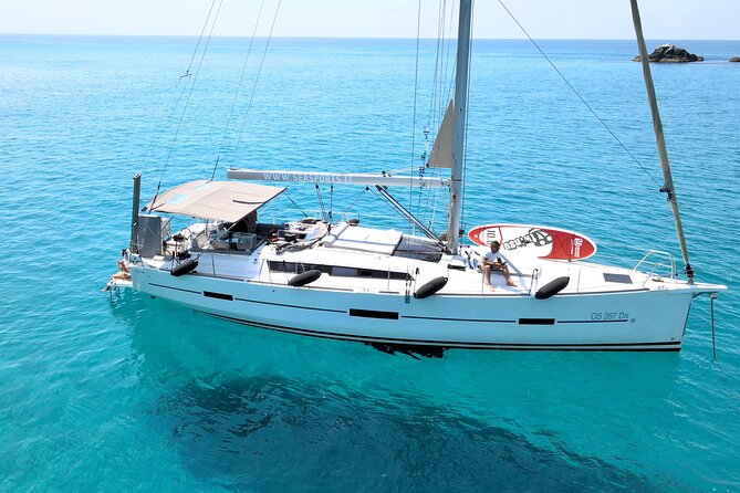 Tropea, Exclusive tour 15-meter Sailing Boat - 4h with Aperitif - Discovering Capo Vaticano’s White Sand Covess