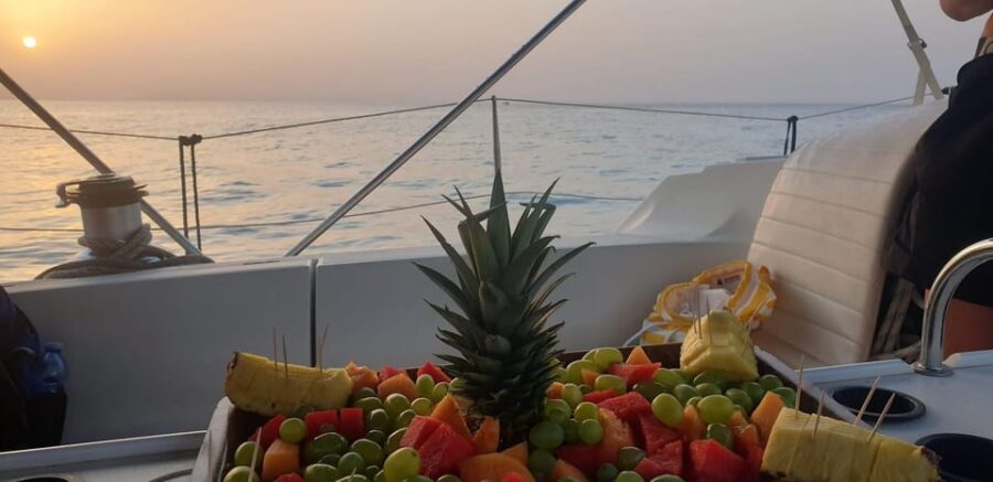 Tropea: Sunset Aperitif on a Sailing Boat - Starting Point: Porto di Tropea