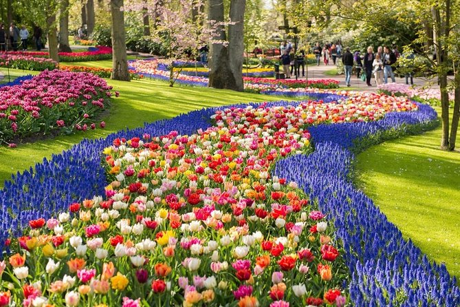 Tulip Experience and Keukenhof Flower Gardens Tour from Amsterdam - Keukenhof Gardens: Holland’s Flower Crown