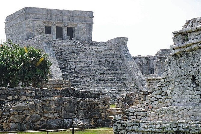 Tulum and Coba Full-Day Guided Tour, Riviera Maya's Archaeological Sites - Cooling Off in the Cenotes Tamcach-Ha & Choo-Ha