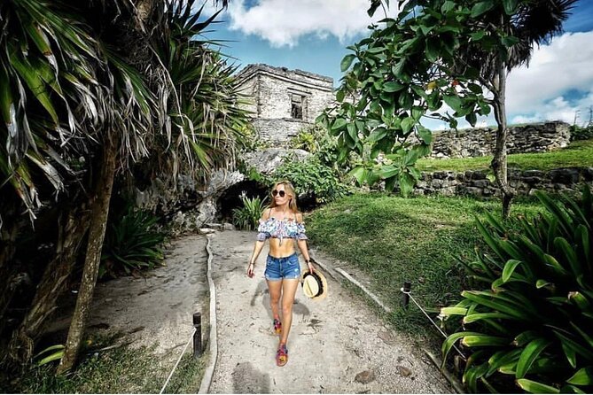 Tulum Coba Cenote Swim and Lunch Full Day Mayan Tour - Visiting the Tulum Archaeological Site
