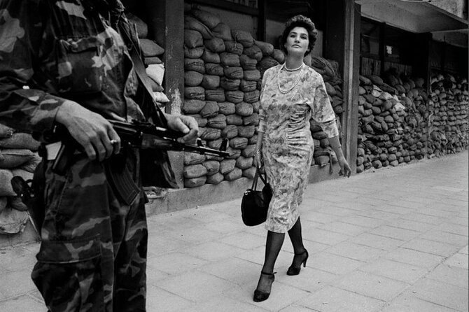 Tunnel of Hope Tour - Survival and Resilience - The City Drive and Landmarks with Wartime Significance