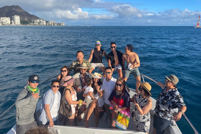 Turtle Canyon Snorkel Adventure in Waikiki, Oahu - Scenic Boat Ride to Turtle Canyon