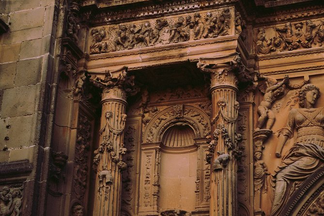 Úbeda guided tour with tickets. - Inside the Palacio Juan Vazquez de Molina: A Renaissance Jewel