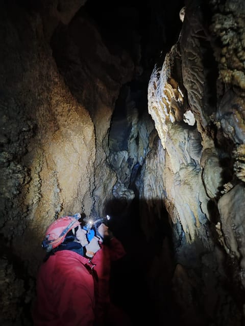 UDIAS: Guided tour in mine and access to natural cave. - Explore the Udías Mines: The Largest Zinc and Lead Mines in Cantabria